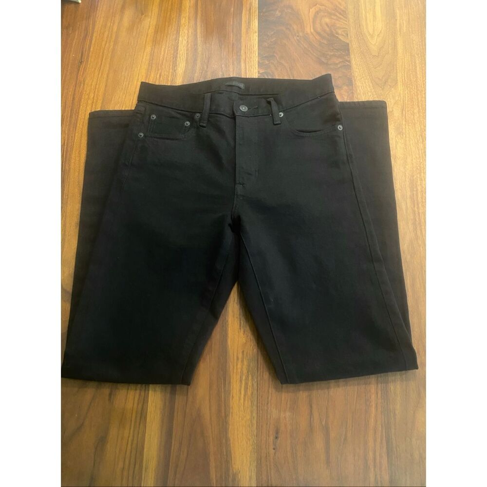 Uniqlo Men's Black Denim Dark Wash Flared Bootcut Ankle Jeans Size 29 x 32